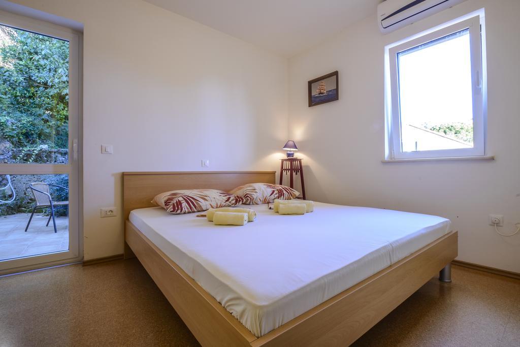 Celtis Apartment 米利尼 客房 照片